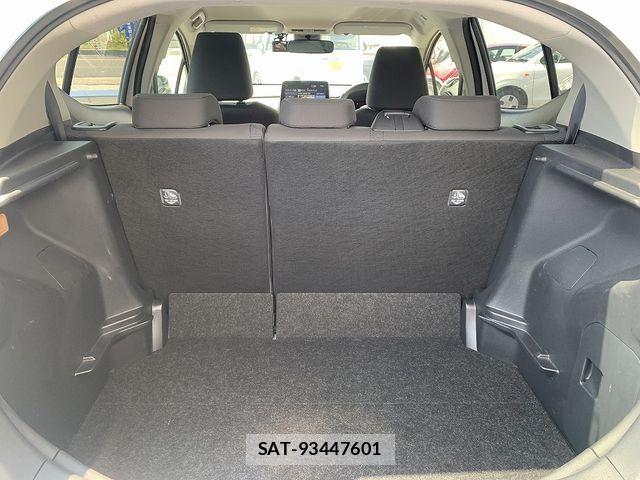 Toyota AQUA 2022-12 8740396-19
