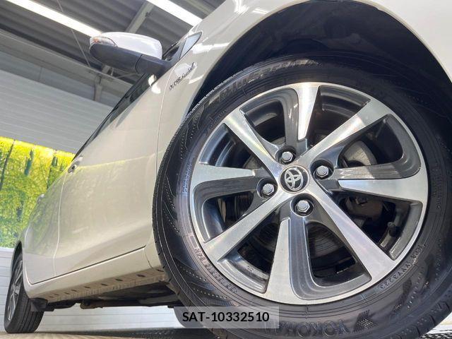Toyota AQUA 2017-08 8740409-12