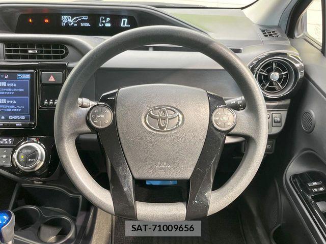 Toyota AQUA 2016-12 8740406-10