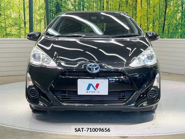 Toyota AQUA 2016-12 8740406-13