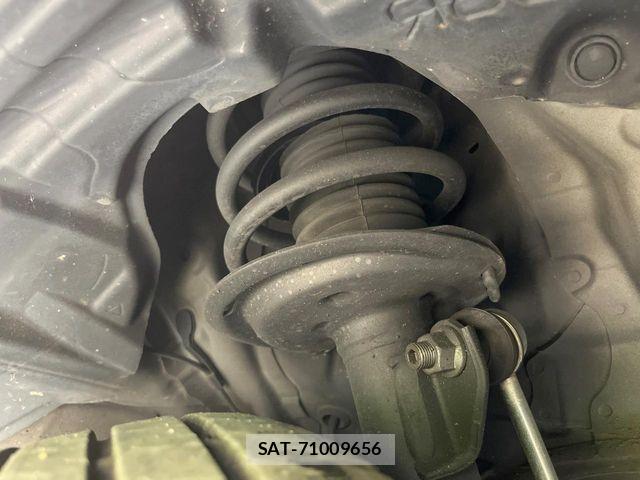Toyota AQUA 2016-12 8740406-19