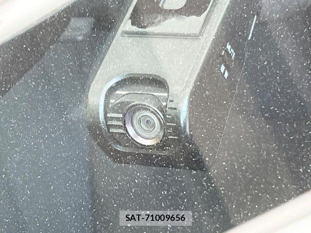 Toyota AQUA 2016-12 8740406-5