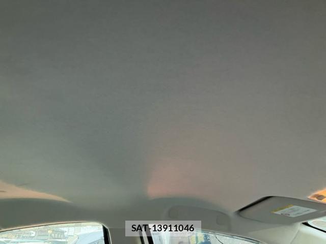 Toyota AQUA 2014-07 8740467-9