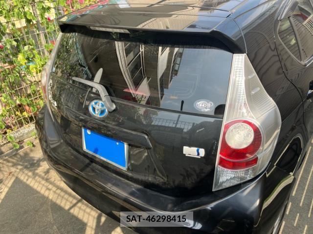 Toyota AQUA 2014-10 8740478-5