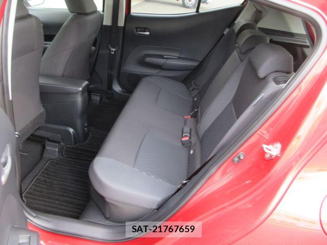 Toyota AQUA 2023-07 8740386-14