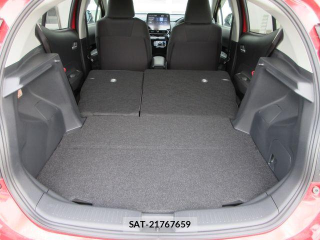 Toyota AQUA 2023-07 8740386-29