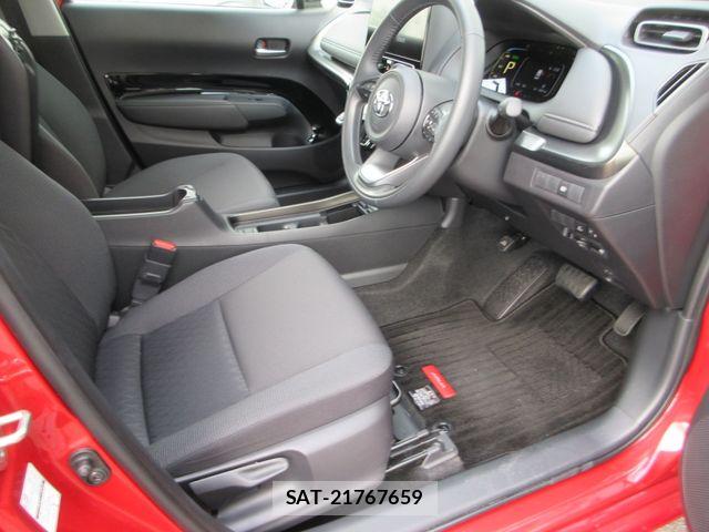 Toyota AQUA 2023-07 8740386-3