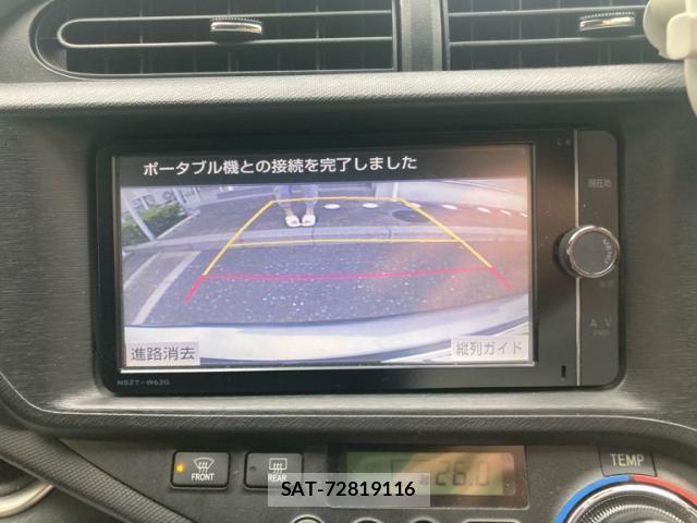 Toyota AQUA 2013-09 8740476-21