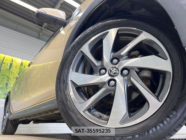 Toyota AQUA 2018-10 8740395-13