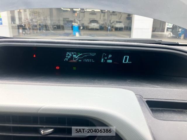 Toyota AQUA 2014-03 8740473-18
