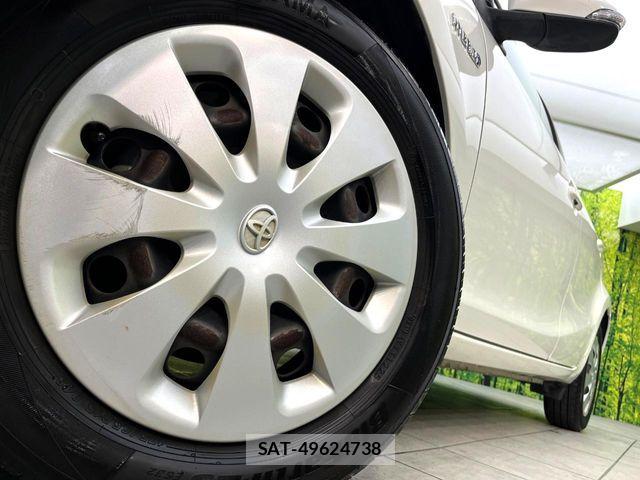 Toyota AQUA 2012-06 8740429-12