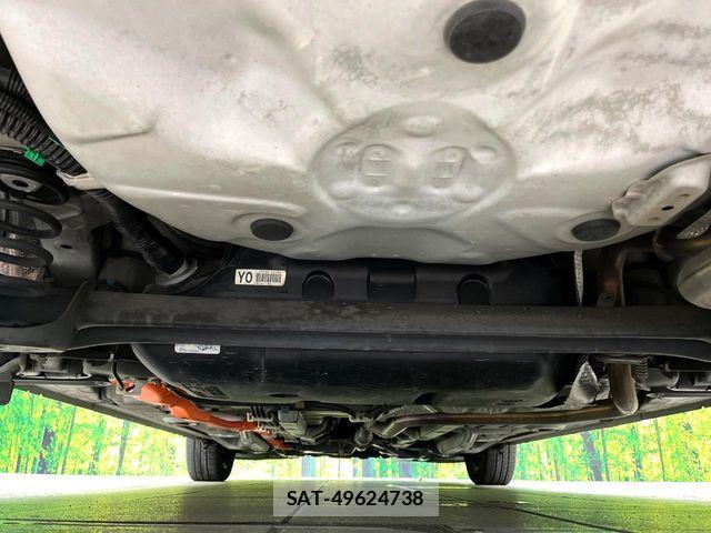 Toyota AQUA 2012-06 8740429-18