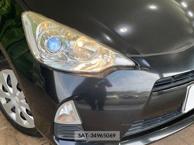 Toyota AQUA 2014-10 8740438-11