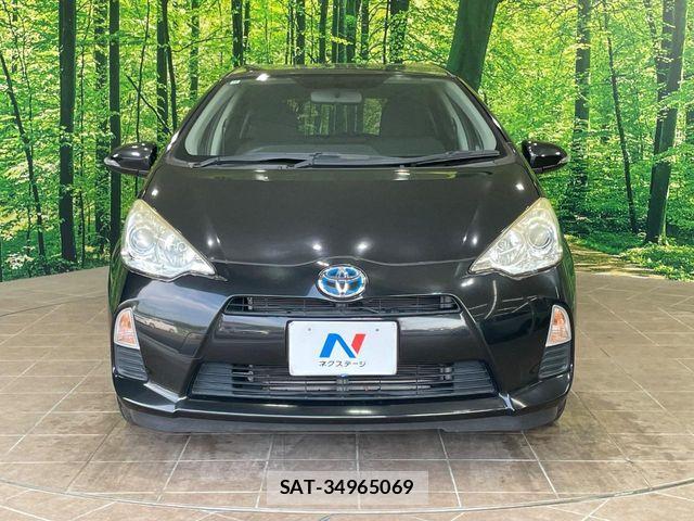 Toyota AQUA 2014-10 8740438-13
