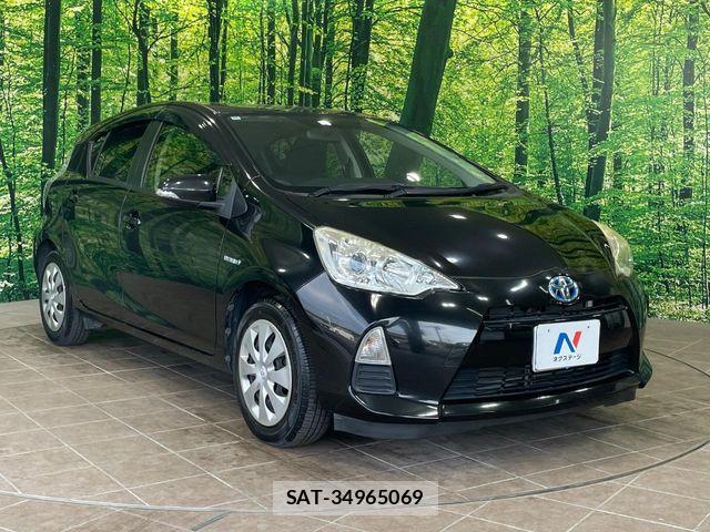 Toyota AQUA 2014-10 8740438-15