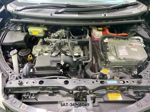 Toyota AQUA 2014-10 8740438-17