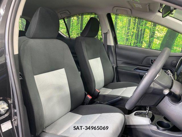 Toyota AQUA 2014-10 8740438-7