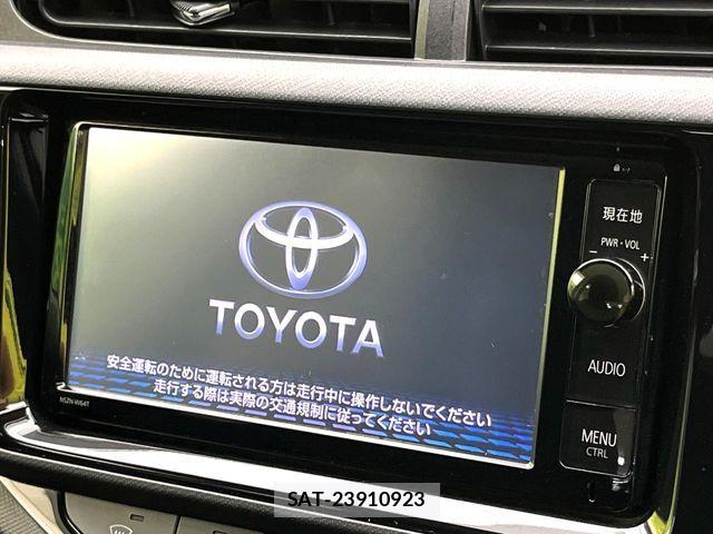 Toyota AQUA 2015-10 8740413-2