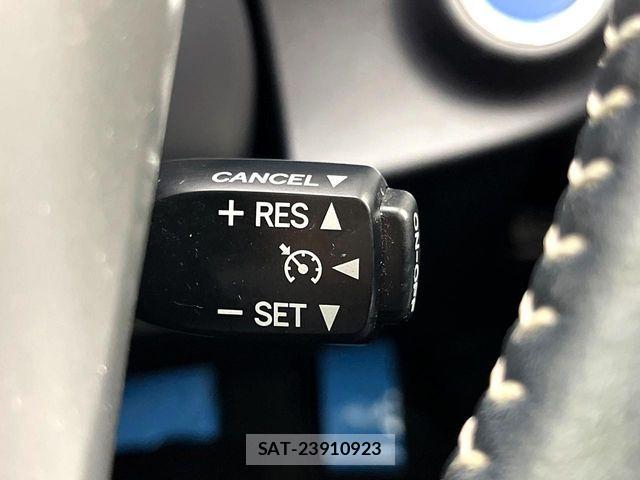 Toyota AQUA 2015-10 8740413-4