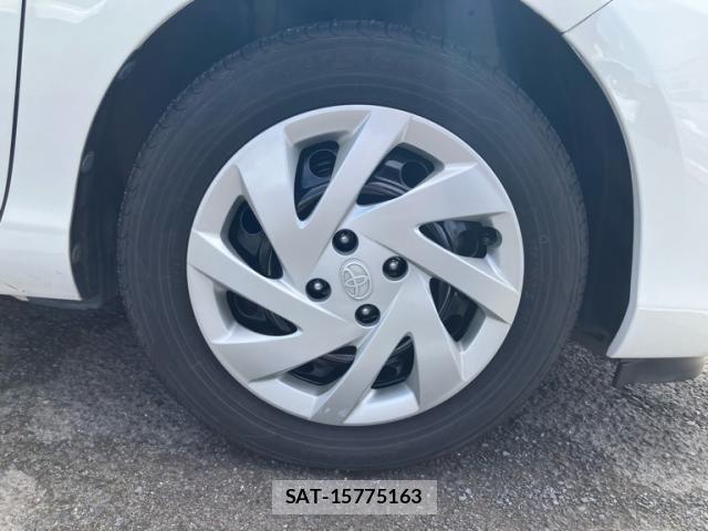 Toyota AQUA 2014-12 8740447-10