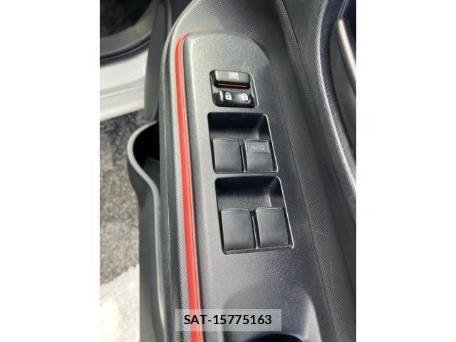 Toyota AQUA 2014-12 8740447-16