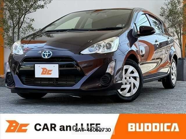 Toyota AQUA 2016-11 8740410-0