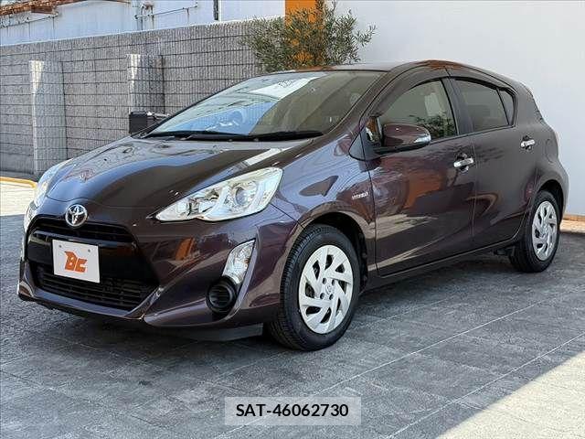Toyota AQUA 2016-11 8740410-9