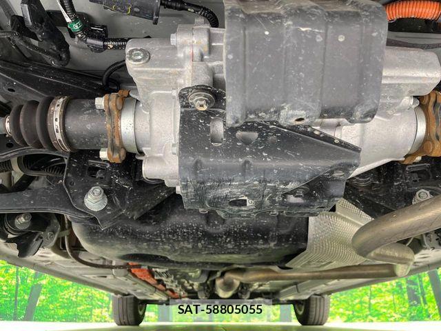 Toyota AQUA 2024-09 8740377-18