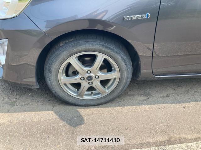 Toyota AQUA 2015-12 8740466-13