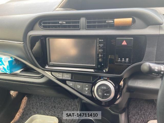 Toyota AQUA 2015-12 8740466-25