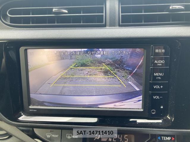 Toyota AQUA 2015-12 8740466-27