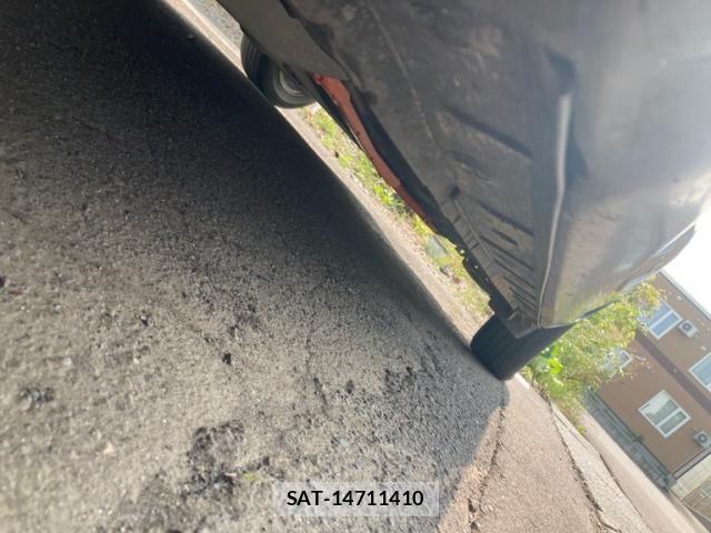 Toyota AQUA 2015-12 8740466-8