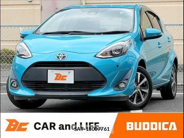 Toyota AQUA 2017-07 8740405-0