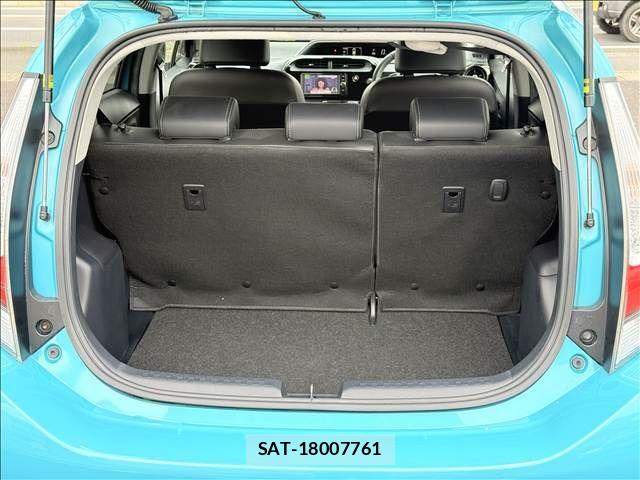 Toyota AQUA 2017-07 8740405-10