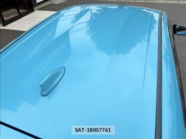Toyota AQUA 2017-07 8740405-18