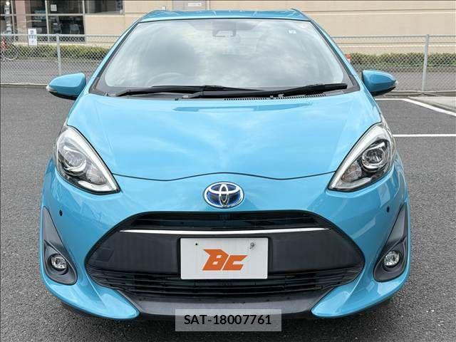 Toyota AQUA 2017-07 8740405-20