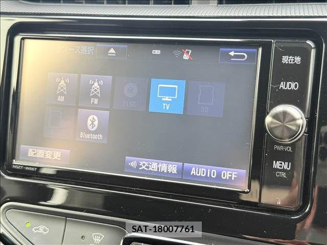 Toyota AQUA 2017-07 8740405-2