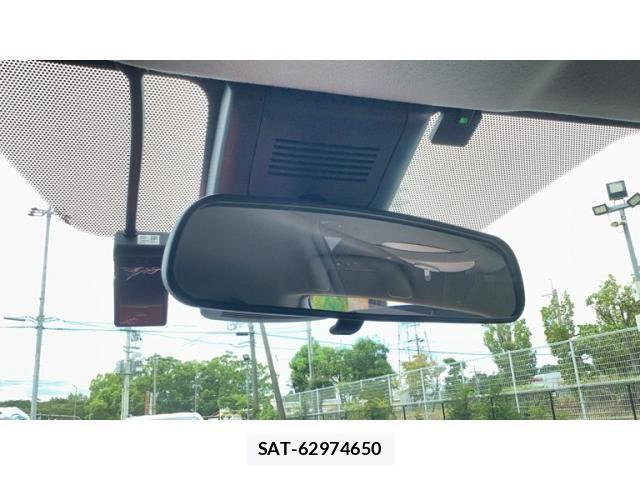 Toyota AQUA 2019-01 8740415-10
