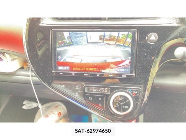 Toyota AQUA 2019-01 8740415-14
