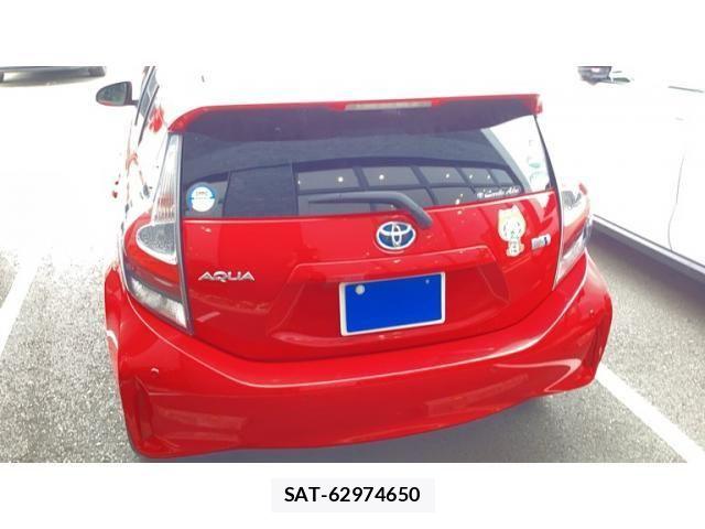 Toyota AQUA 2019-01 8740415-1
