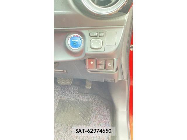 Toyota AQUA 2019-01 8740415-5