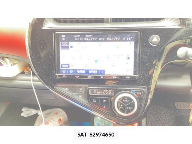 Toyota AQUA 2019-01 8740415-8