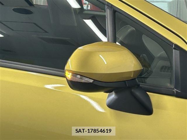 Toyota AQUA 2024-09 8740388-12
