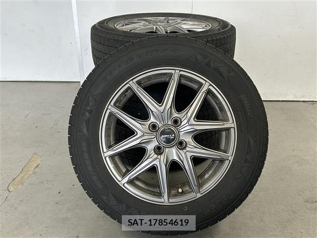 Toyota AQUA 2024-09 8740388-29