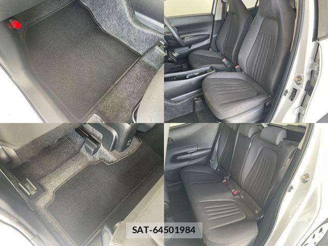 Toyota AQUA 2023-07 8740391-10