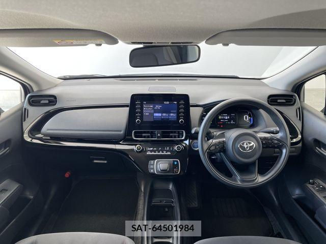 Toyota AQUA 2023-07 8740391-1