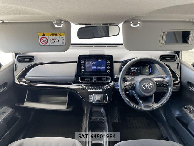 Toyota AQUA 2023-07 8740391-25