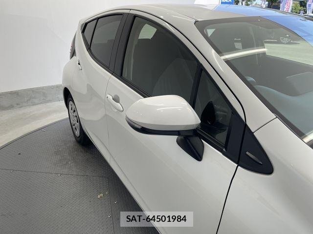 Toyota AQUA 2023-07 8740391-5