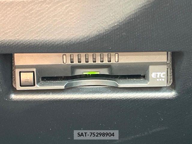 Toyota AQUA 2018-12 8740403-5