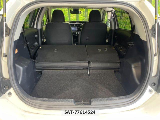 Toyota AQUA 2018-11 8740397-9
